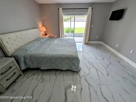 872 Ravenswood Street SE Palm Bay FL 32909
