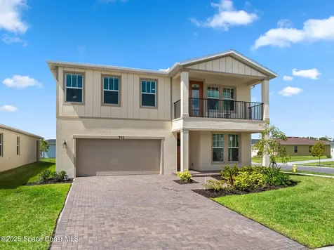 743 Veridian Circle NW Palm Bay FL 32907