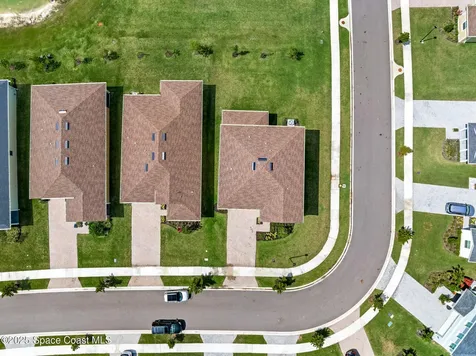743 Veridian Circle NW Palm Bay FL 32907