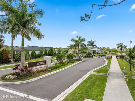743 Veridian Circle NW Palm Bay FL 32907