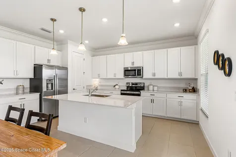 743 Veridian Circle NW Palm Bay FL 32907