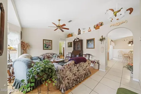 374 SE Yardley Terrace Port St. Lucie FL 34983