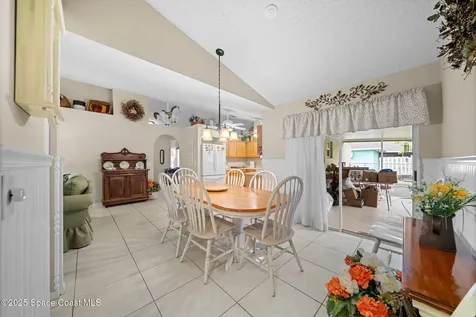 374 SE Yardley Terrace Port St. Lucie FL 34983