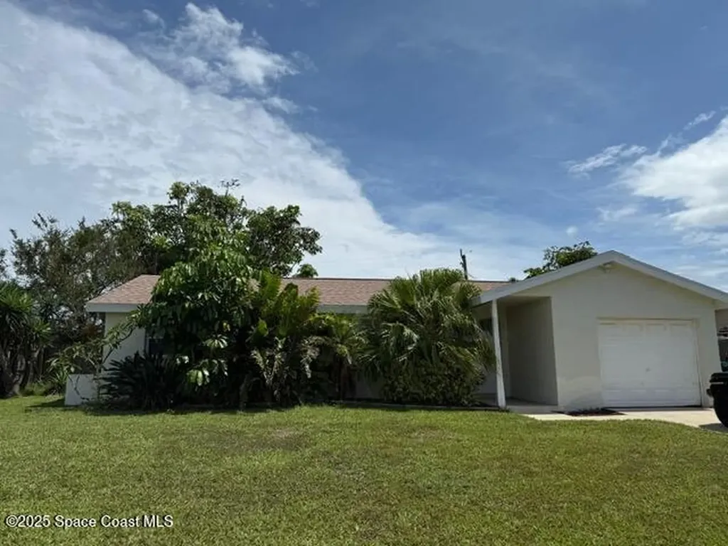 2105 Abalone Avenue Indialantic FL 32903