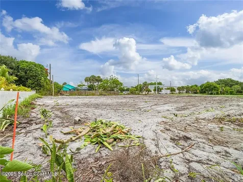 445 Old Dixie Highway Vero Beach FL 32962
