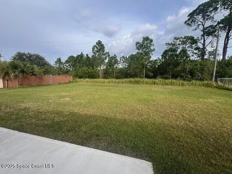 465 Hatcher Street SE Palm Bay FL 32909