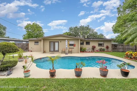 195 Cherry Avenue Merritt Island FL 32953