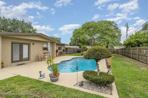 195 Cherry Avenue Merritt Island FL 32953