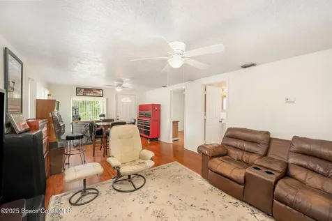 1006 1st Avenue Titusville FL 32780