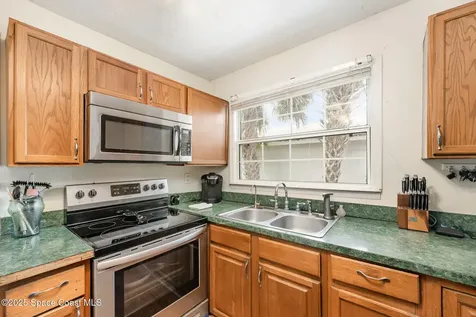 1006 1st Avenue Titusville FL 32780