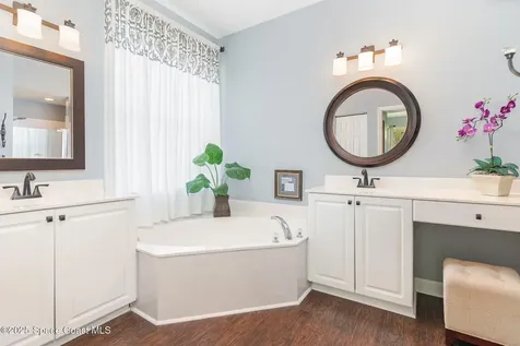 421 Gardendale Circle SE Palm Bay FL 32909