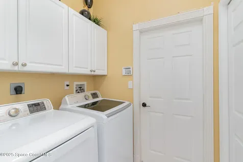 421 Gardendale Circle SE Palm Bay FL 32909