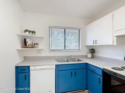 766 Cleaves Street SE Palm Bay FL 32909