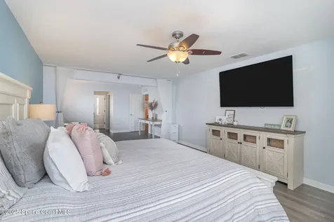 2039 Snapdragon Drive NW Palm Bay FL 32907