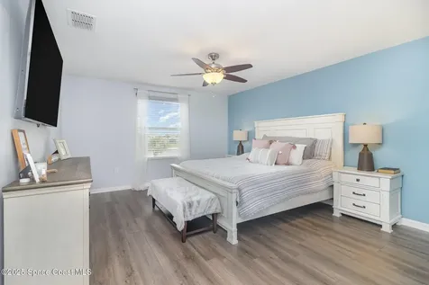 2039 Snapdragon Drive NW Palm Bay FL 32907
