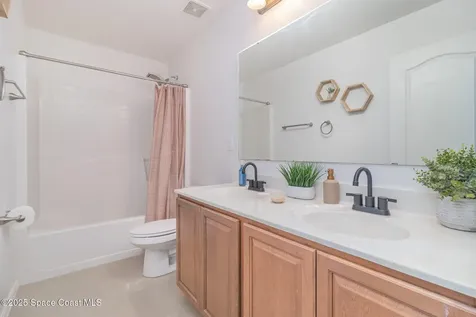 2039 Snapdragon Drive NW Palm Bay FL 32907