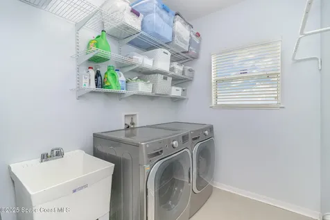 2039 Snapdragon Drive NW Palm Bay FL 32907