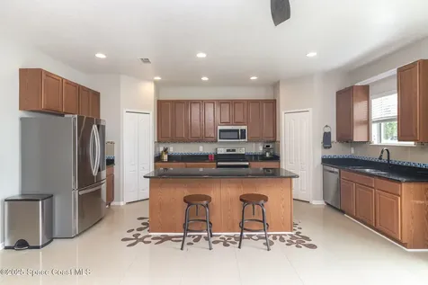 2039 Snapdragon Drive NW Palm Bay FL 32907