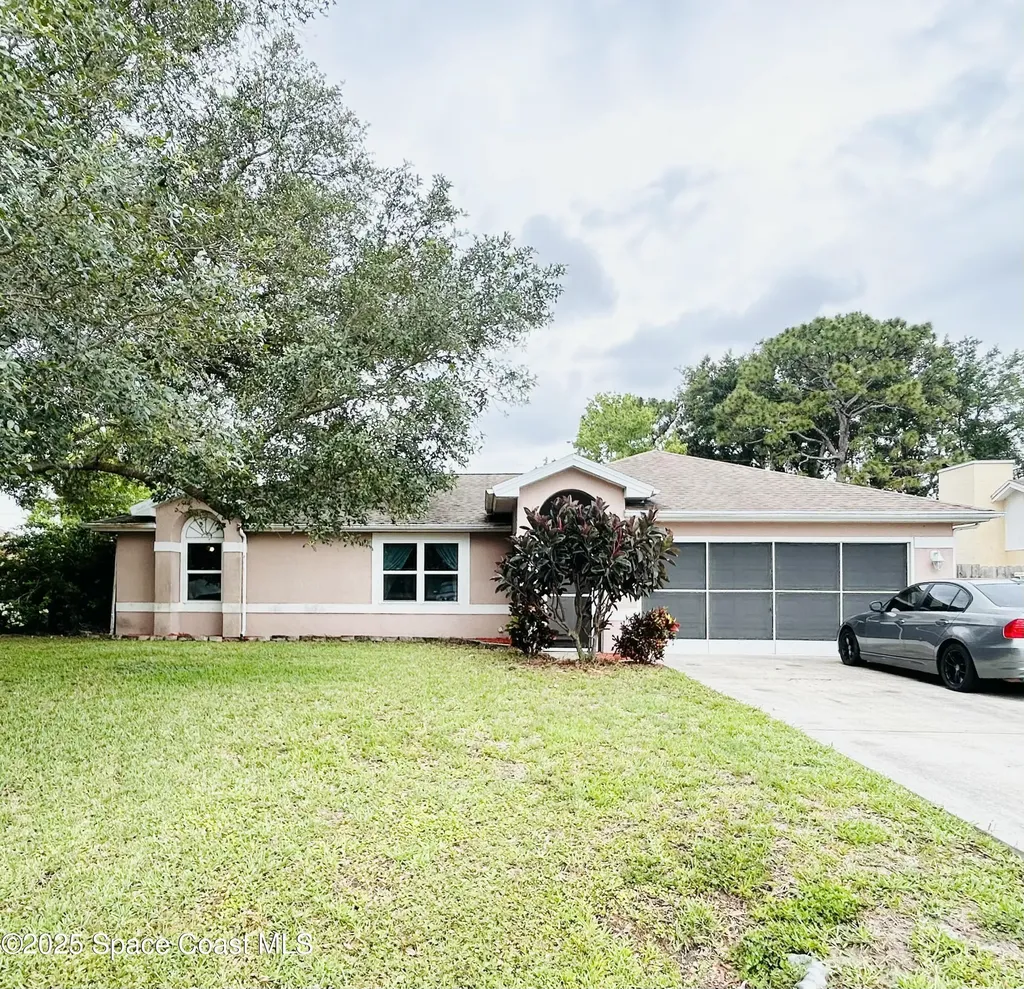 164 Bayamo Avenue NE Palm Bay FL 32907