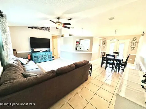 164 Bayamo Avenue NE Palm Bay FL 32907