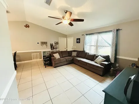 164 Bayamo Avenue NE Palm Bay FL 32907