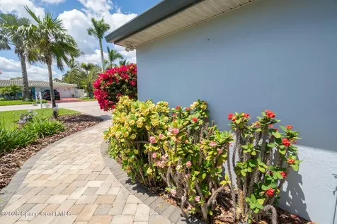 190 Harwood Avenue Satellite Beach FL 32937