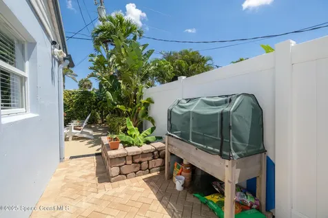 190 Harwood Avenue Satellite Beach FL 32937