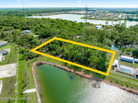 0000 Carriage Gate Drive Melbourne FL 32904