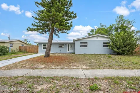 4495 Hood Avenue Titusville FL 32780