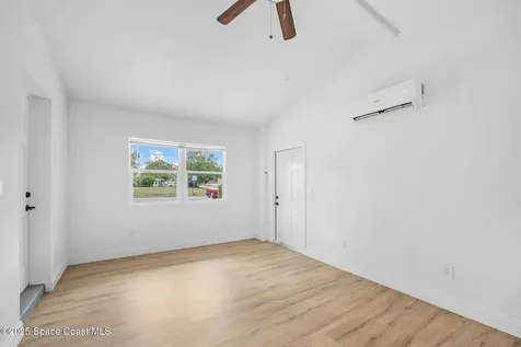 4495 Hood Avenue Titusville FL 32780