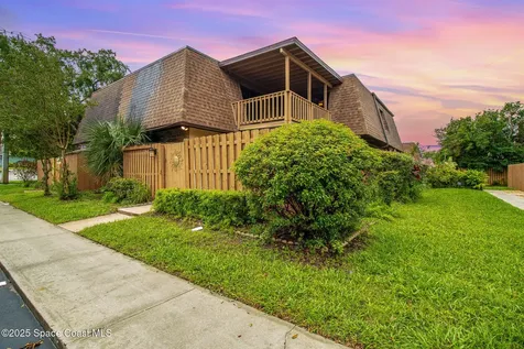 1684 S Park Avenue Titusville FL 32780