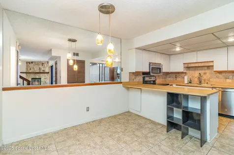 1684 S Park Avenue Titusville FL 32780