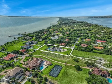 5140 Del Sol Drive Merritt Island FL 32952