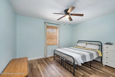 1035 Blau Court NW Palm Bay FL 32907