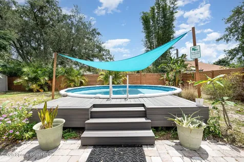 1035 Blau Court NW Palm Bay FL 32907