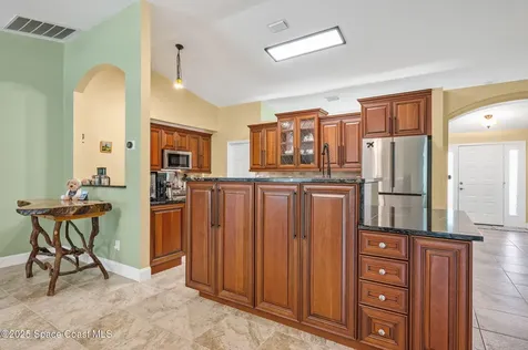 1317 Mohegan Terrace SE Palm Bay FL 32909