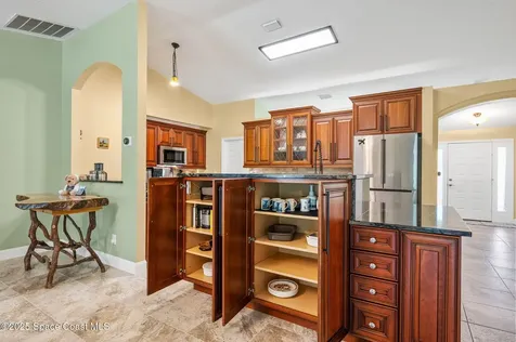 1317 Mohegan Terrace SE Palm Bay FL 32909