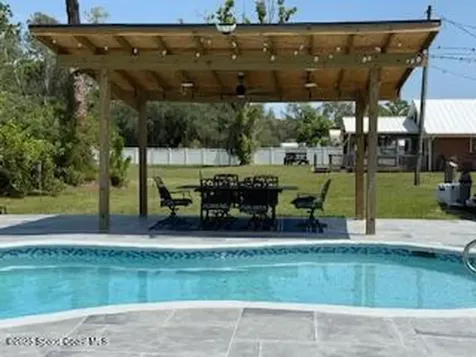 5695 Broad Acres Street Merritt Island FL 32953