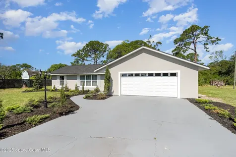 5695 Broad Acres Street Merritt Island FL 32953