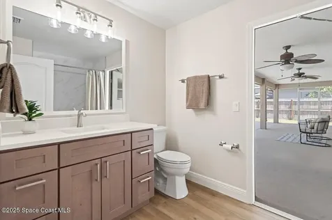 5863 Newbury Circle Melbourne FL 32940