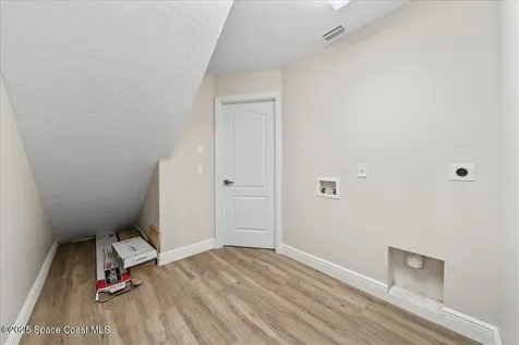 5863 Newbury Circle Melbourne FL 32940