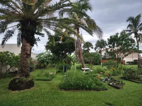 200 S Banana River Boulevard Cocoa Beach FL 32931