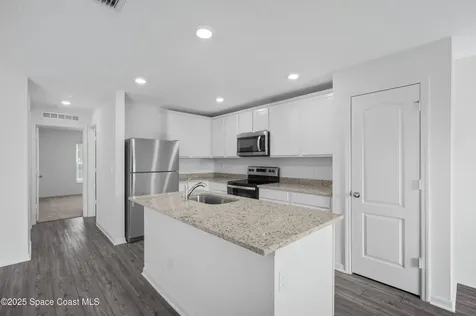 1422 Van Dyke Avenue SE Palm Bay FL 32909