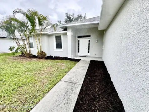 2601 Diane Avenue SE Palm Bay FL 32909