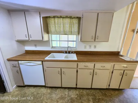 1675 Ashwood Avenue Titusville FL 32796