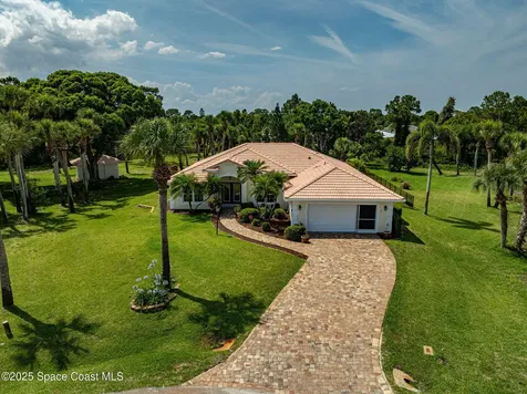 208 Chello Avenue Sebastian FL 32958