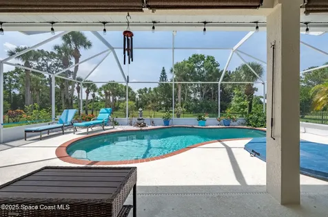208 Chello Avenue Sebastian FL 32958