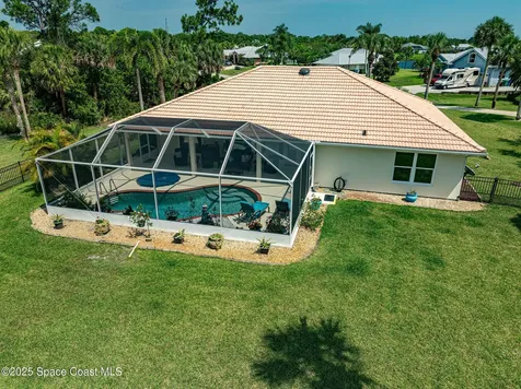 208 Chello Avenue Sebastian FL 32958