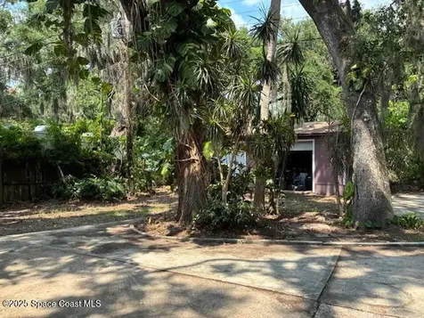 1135 Old Dixie Highway Titusville FL 32796