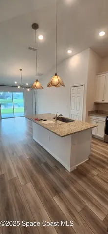 586 Cooper Court SW Palm Bay FL 32908
